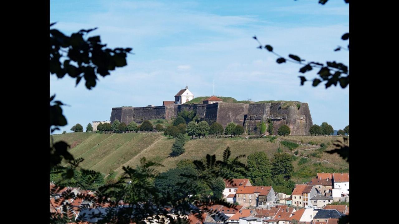 La Petite Halte Villa Lemberg Exteriör bild